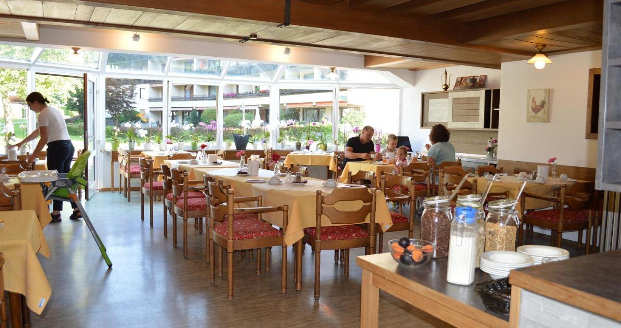 Gasthof Hotel Zur Post คีเฟอร์สเฟลเดน ภายนอก รูปภาพ